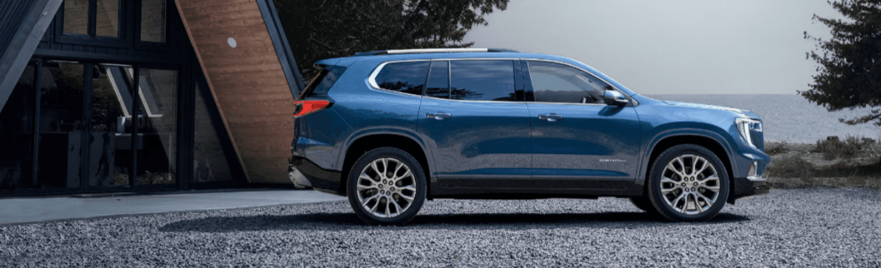 GMC Acadia vs Smaller SUVs: When Moving Up Makes Sense in Kansas